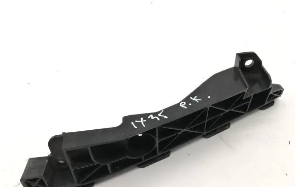 Hyundai ix35 Front bumper mounting bracket 865102Y000