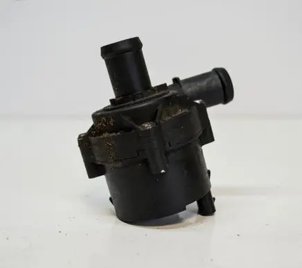 Volkswagen Jetta VI Electric auxiliary coolant/water pump 5Q0121599AM