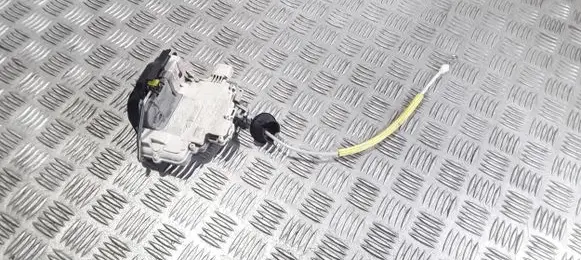 Audi A4 S4 B7 8E 8H Rear door lock 8E0839015AA