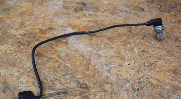 BMW 3 E30 Crankshaft speed sensor BMW1714054
