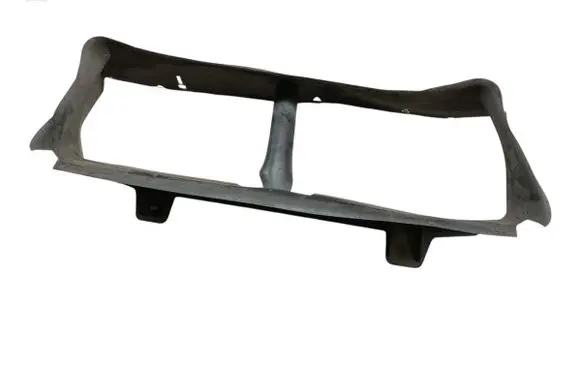 Ford Focus Intercooler air guide/duct channel BM518314A D2L4A