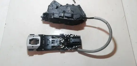 Skoda Karoq Front door lock 5TC837016