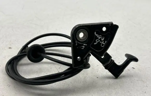 Engine bonnet (hood) release handle