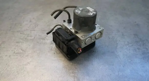 Hyundai i40 ABS Pump 58920-3Z930 BE6003I505