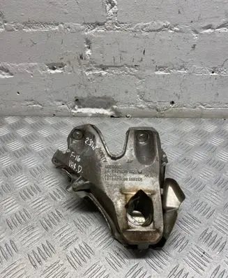 BMW X6 F16 Engine mounting bracket 6876284 7000301 7000201