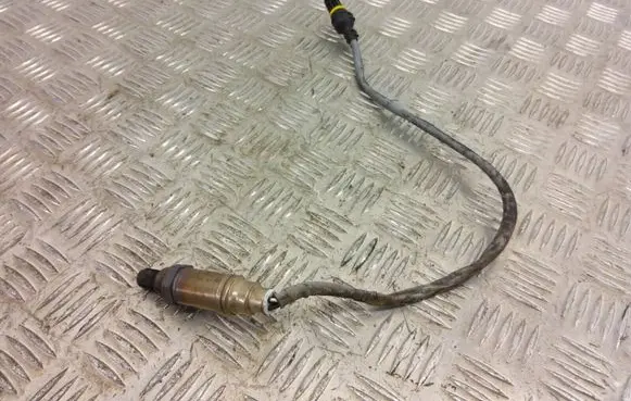 BMW 5 E60 E61 Lambda probe sensor 7518495