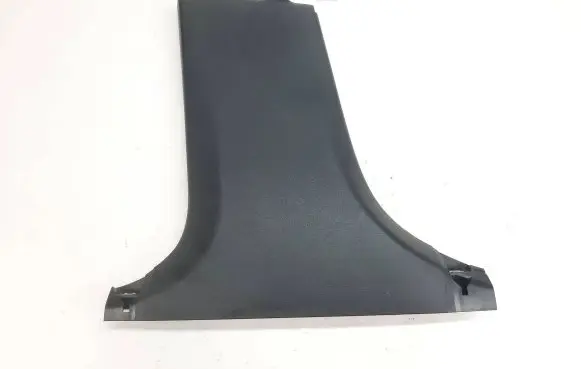 (B) pillar trim (bottom)