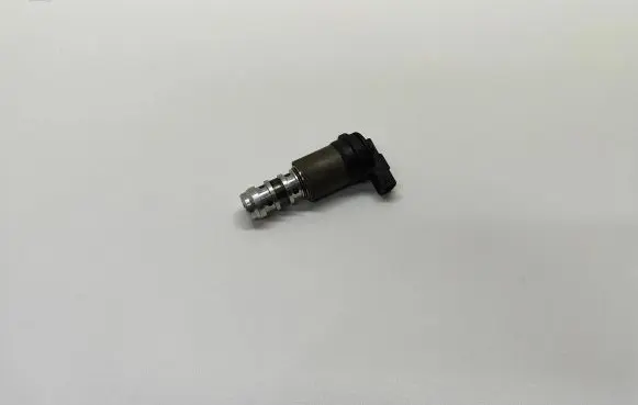 BMW 5 E60 E61 Camshaft vanos timing valve 13150137 1707323 11361707323