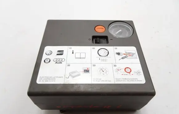 Skoda Octavia Mk3 (5E) Tire air pump compressor 5N0012615