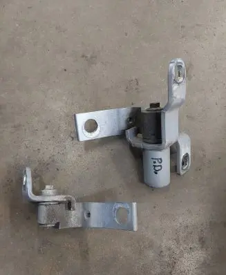 Front door hinge set