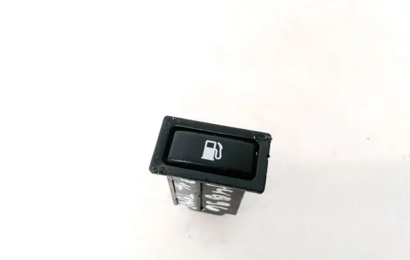 Toyota Avensis T250 Fuel tank opening switch 