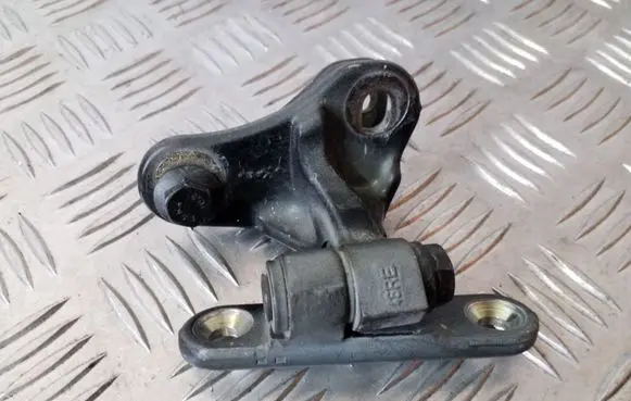 Mercedes-Benz R W251 Front door upper hinge