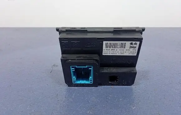 Citroen Berlingo Other control units/modules 9832228080