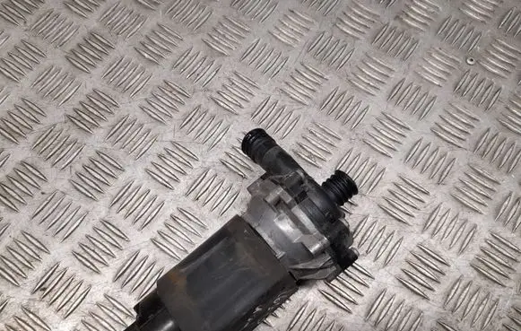 Mercedes-Benz GL X166 Electric auxiliary coolant/water pump 039202210