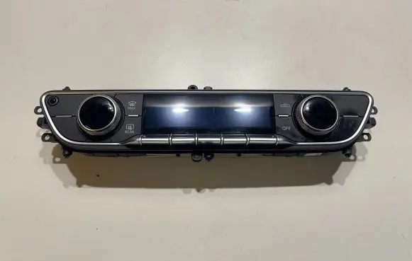 Audi A5 Climate control unit 8W0820043AN