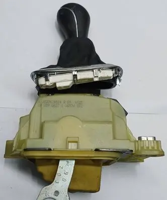 Mercedes-Benz CLK A209 C209 Gear shifter/selector A2032678524
