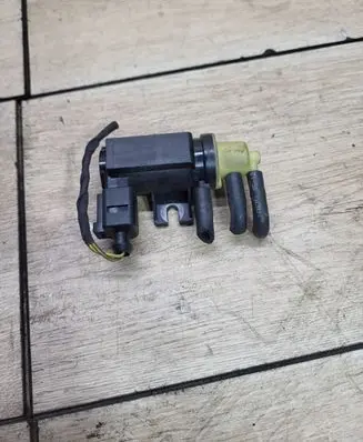 Volkswagen Tiguan Turbo solenoid valve 1K0906627A 70086800