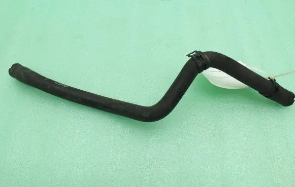 Porsche 911 996 Engine coolant pipe/hose 99610613651