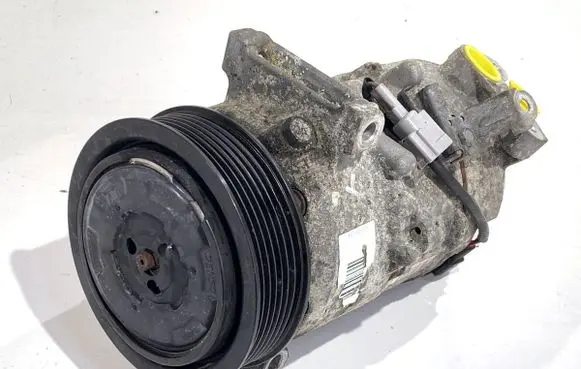 Renault Scenic III - Grand scenic III Air conditioning (A/C) compressor (pump) 8200958328