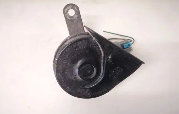 Volvo S40 Horn signal e30055306
