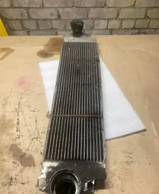 Volkswagen Transporter - Caravelle T5 Intercooler radiator 7H0145804B
