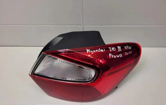 Hyundai i10 Rear/tail lights 92402-K7000