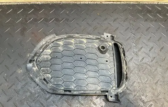 BMW X5 F15 Front bumper lower grill 8056855