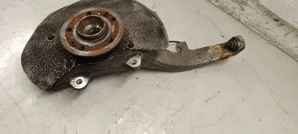 Mercedes-Benz GL X166 Front wheel hub A16609