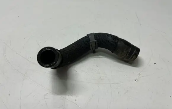Volkswagen PASSAT B8 Engine coolant pipe/hose 5Q0121096K