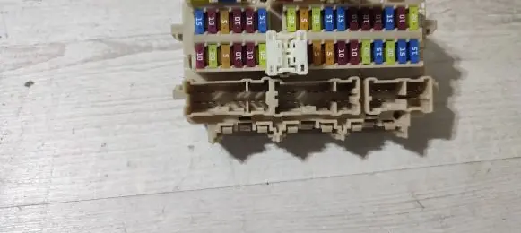Nissan Qashqai Fuse box set 4EB0AC1479