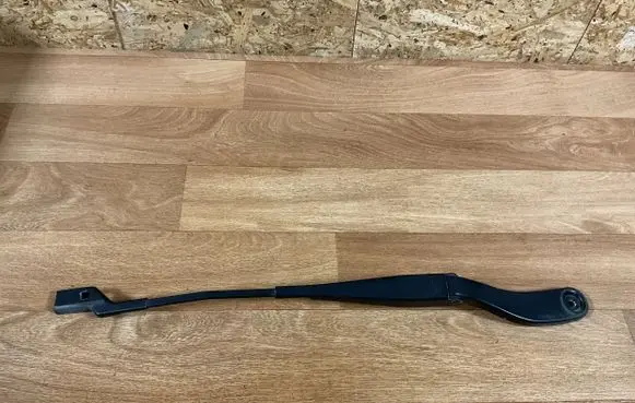 Volvo V50 Windshield/front glass wiper blade 31253996