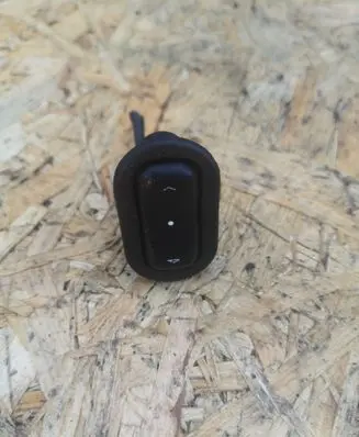 Opel Zafira A Electric window control switch 13363100 90561388