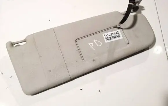 Volkswagen Golf V Sun visor