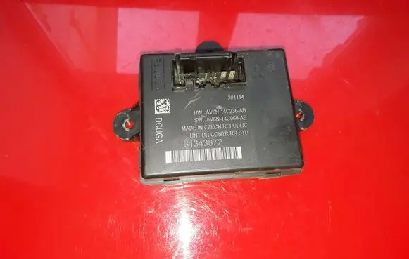 Volvo V40 Door control unit/module AV6N14C236AB AV6N14C068AE 31343872