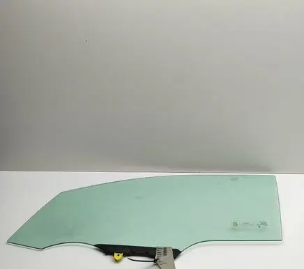Toyota C-HR II Front door window glass four-door 68102F4050