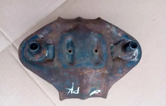 Jaguar XJ X300 Engine mount bracket