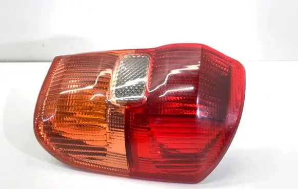 Toyota RAV 4 (XA20) Rear/tail lights 