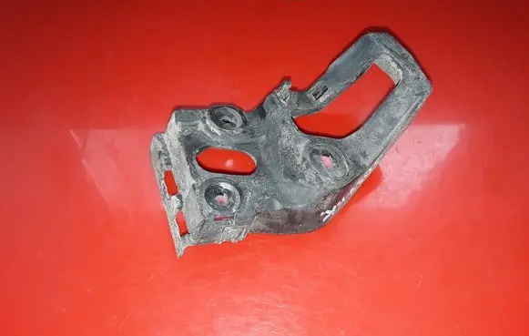Seat Exeo (3R) Front bumper mounting bracket 8E0853921D