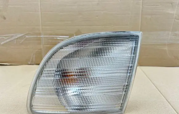 Mercedes-Benz Vito Viano W638 Front indicator light A6388200821