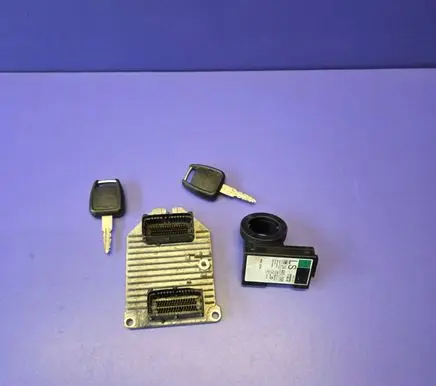 Opel Zafira A Engine control unit/module ECU 09158726 5WK9157 S0100513