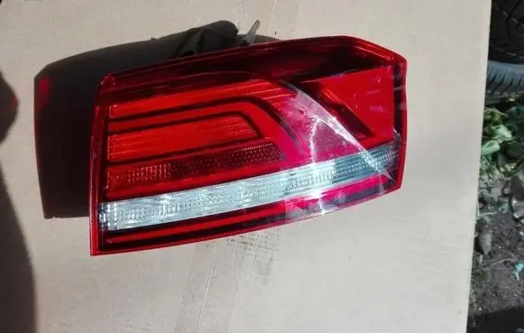 Volkswagen PASSAT B8 Rear/tail lights 3G9945096D