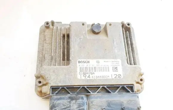 Fiat Croma Engine control unit/module 0281012961 51804784