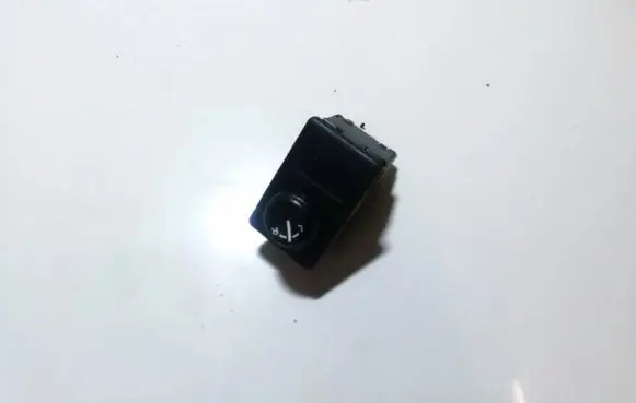Nissan Almera Tino Wing mirror switch