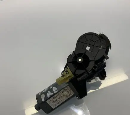 Mercedes-Benz E W211 Seat adjustment motor 0390201942