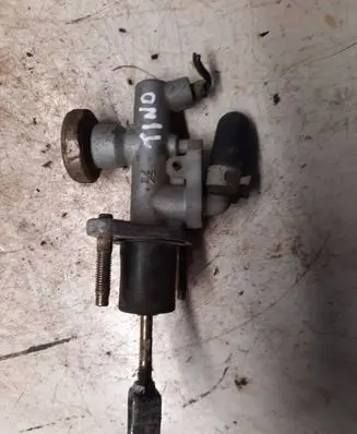 Clutch slave cylinder