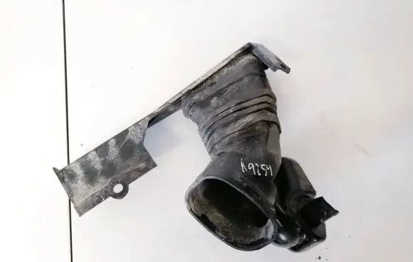 Honda CR-V Air intake hose/pipe