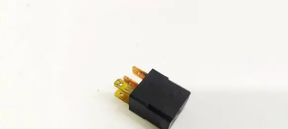 Mazda 2 Other relay ACM33221