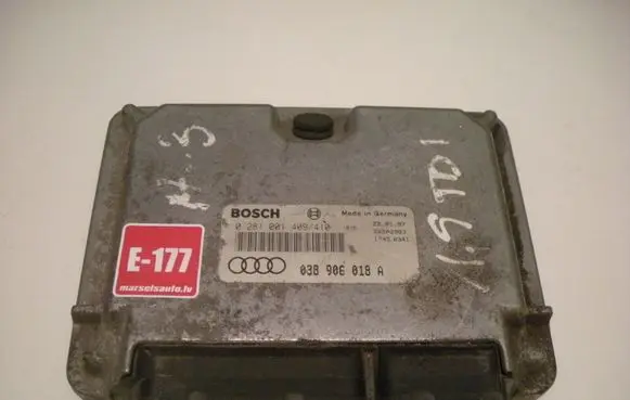 Audi A3 S3 8L Engine control unit/module 038906018A