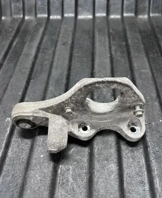 Volvo S90, V90 Driveshaft support bearing bracket 32222463