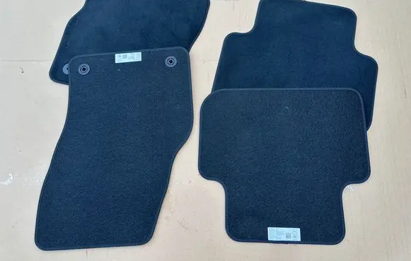Audi Q3 F3 Car floor mat set 83A864450 83B863691
